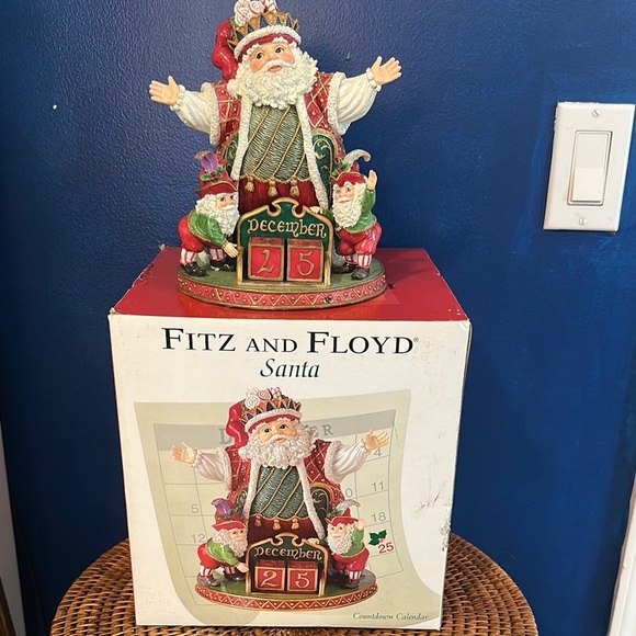 Fitz and Floyd Holiday Countdown Calendar featuring Santa Claus & Original Box - Picture 1 of 8